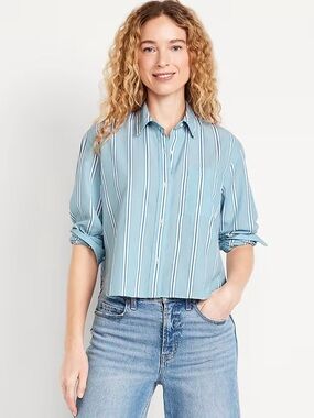 Old Navy Cropped Light Blue Striped Button-Down Shirt